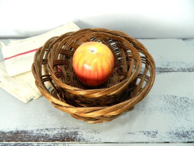 Pair of vintage bread baskets