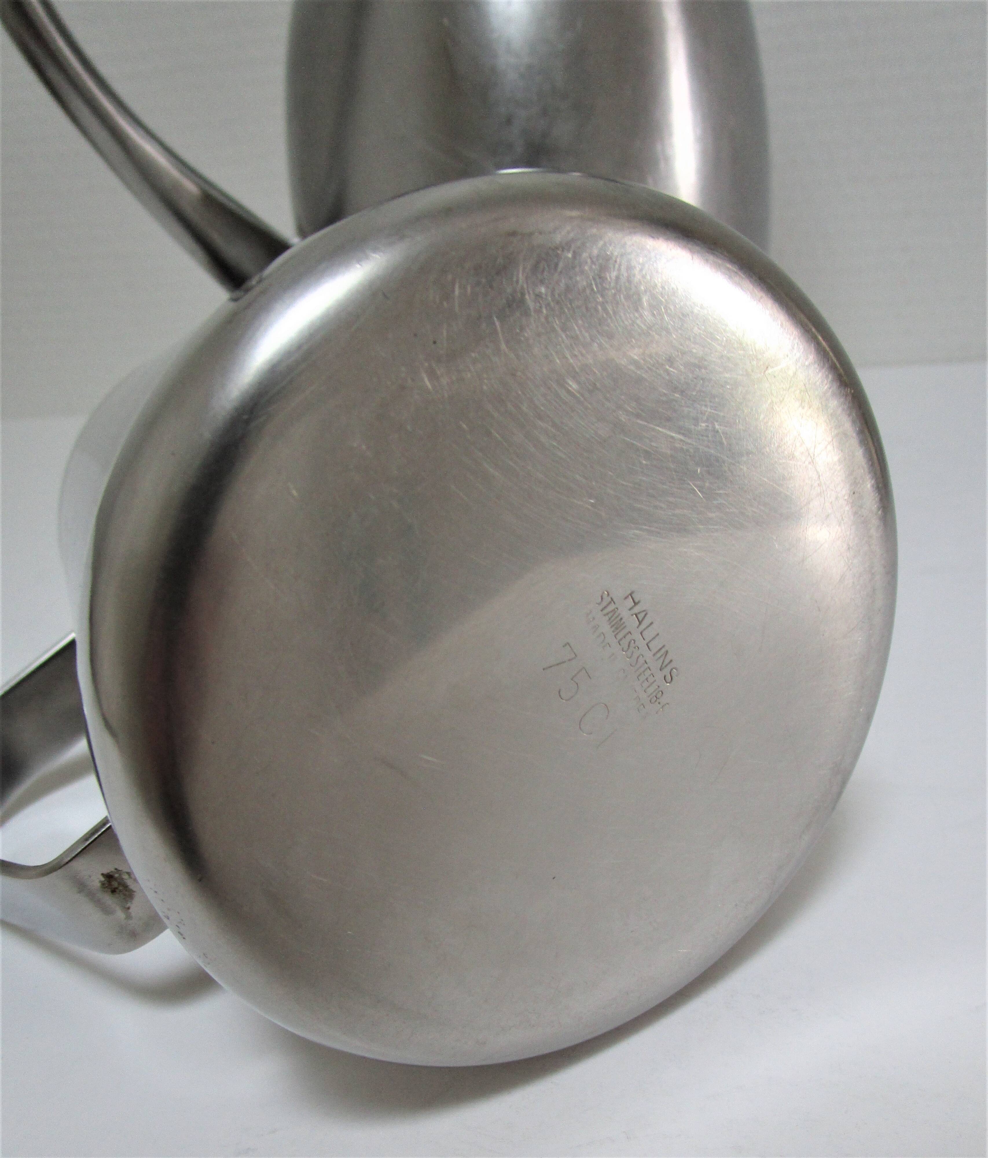 Deux pichets inox Vollrath Hallins vintage