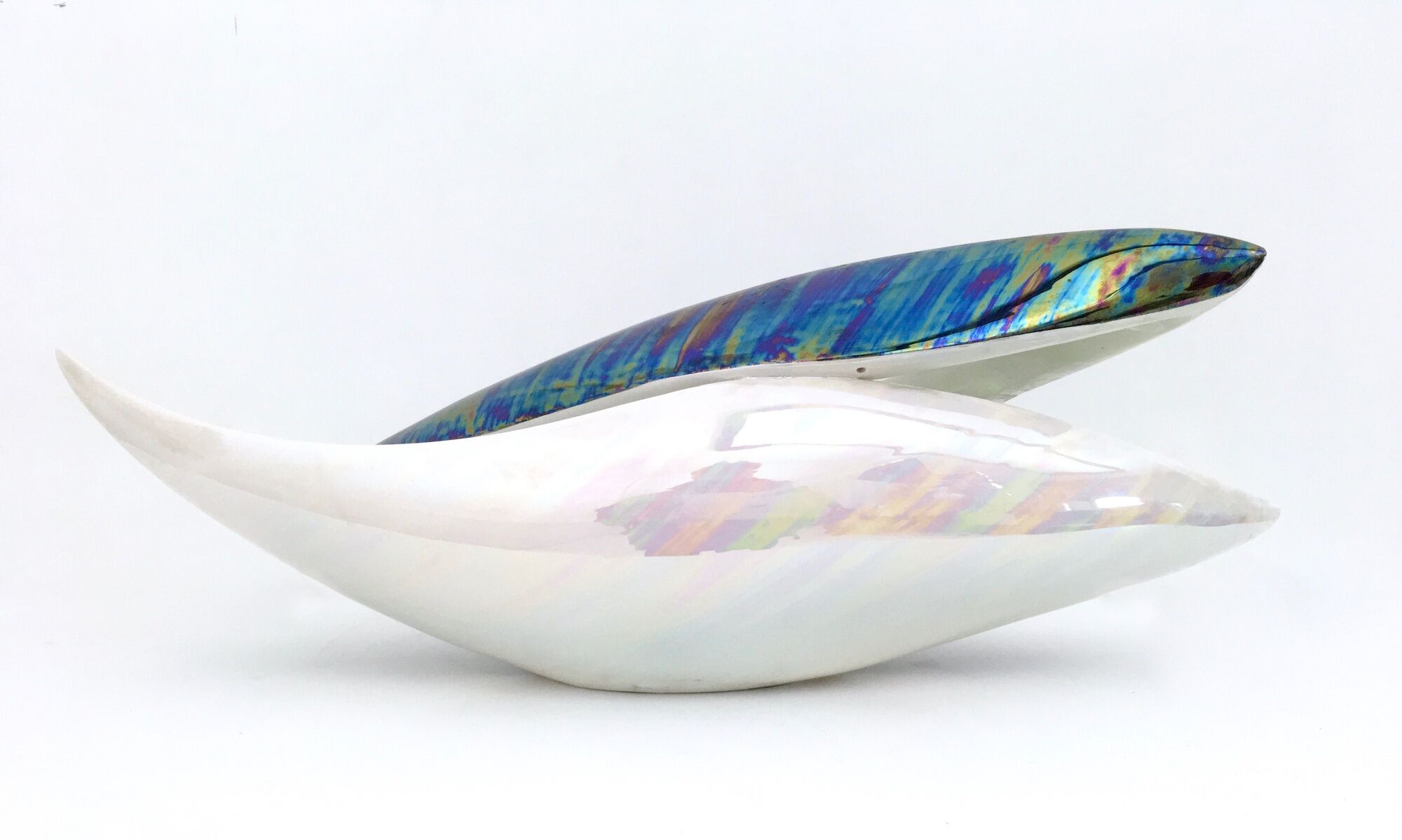 Vintage White and Iridescent Ceramic Bowl or Centerpiece n 6768 by Lusso, Italy
