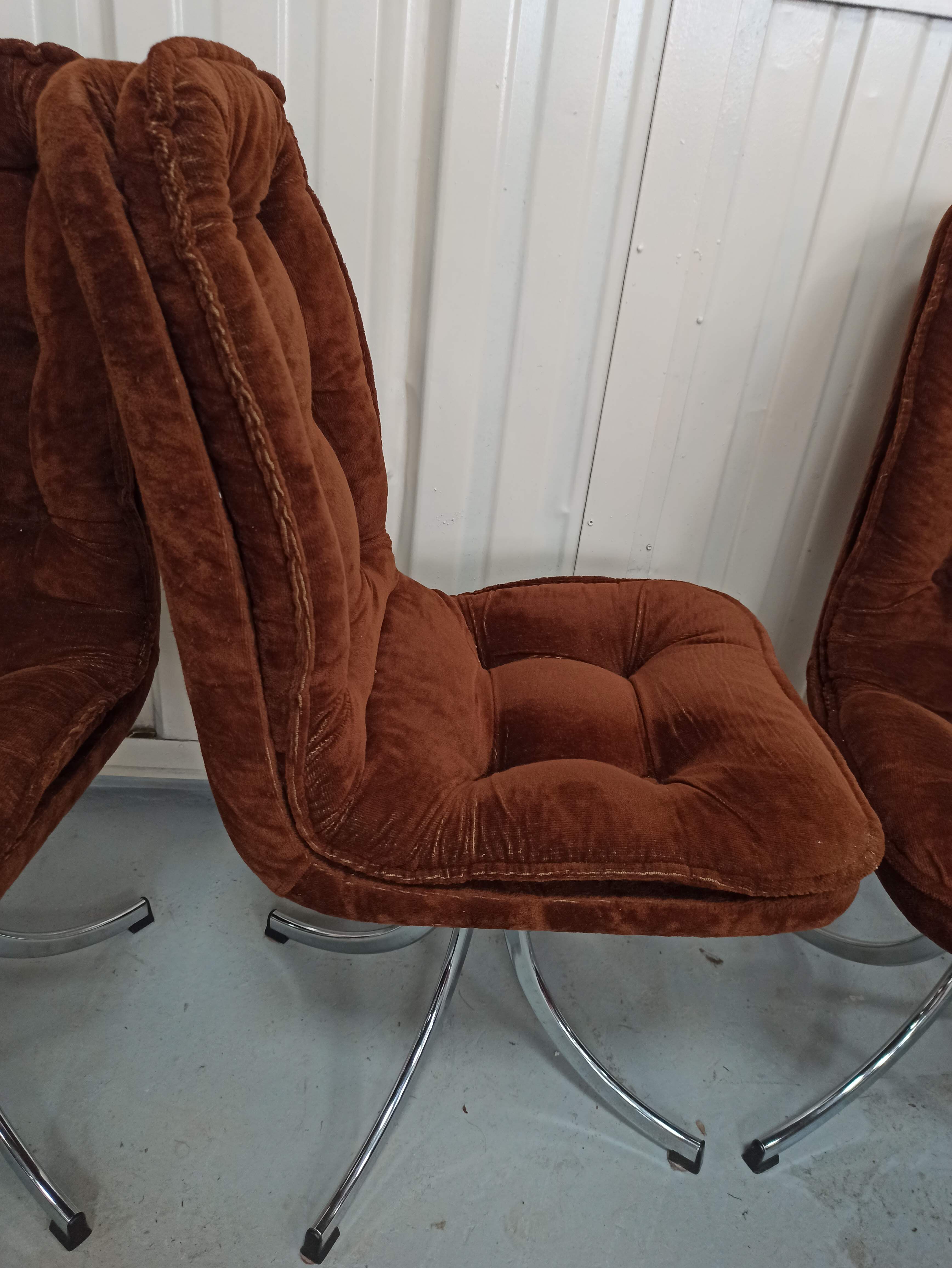 Set of 6 chrome velvet bucket chairs from the 70s
