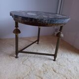 Table basse en marbre et laiton