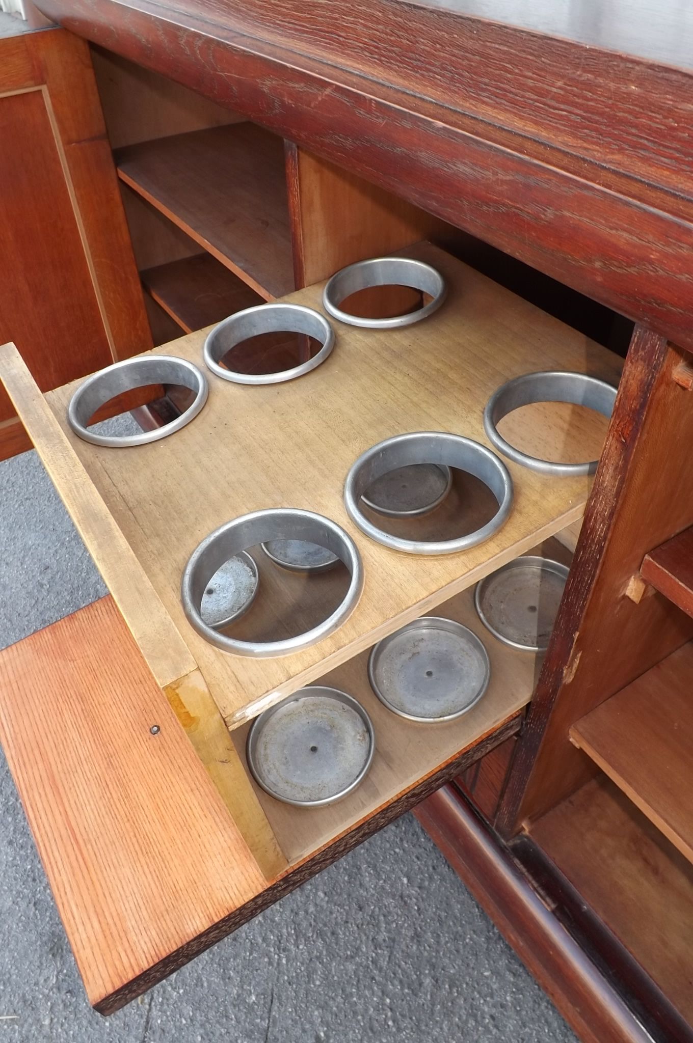Japanese oak dresser, 1940