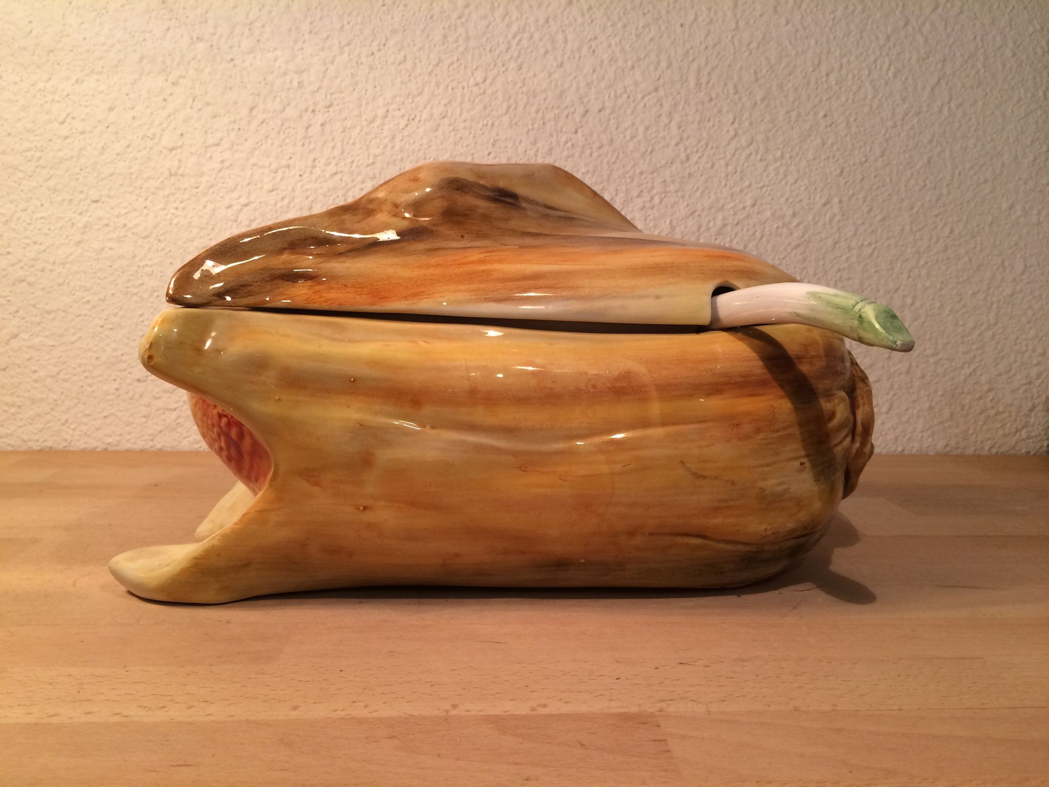 Soup cob of ceramic corn slurry vintage