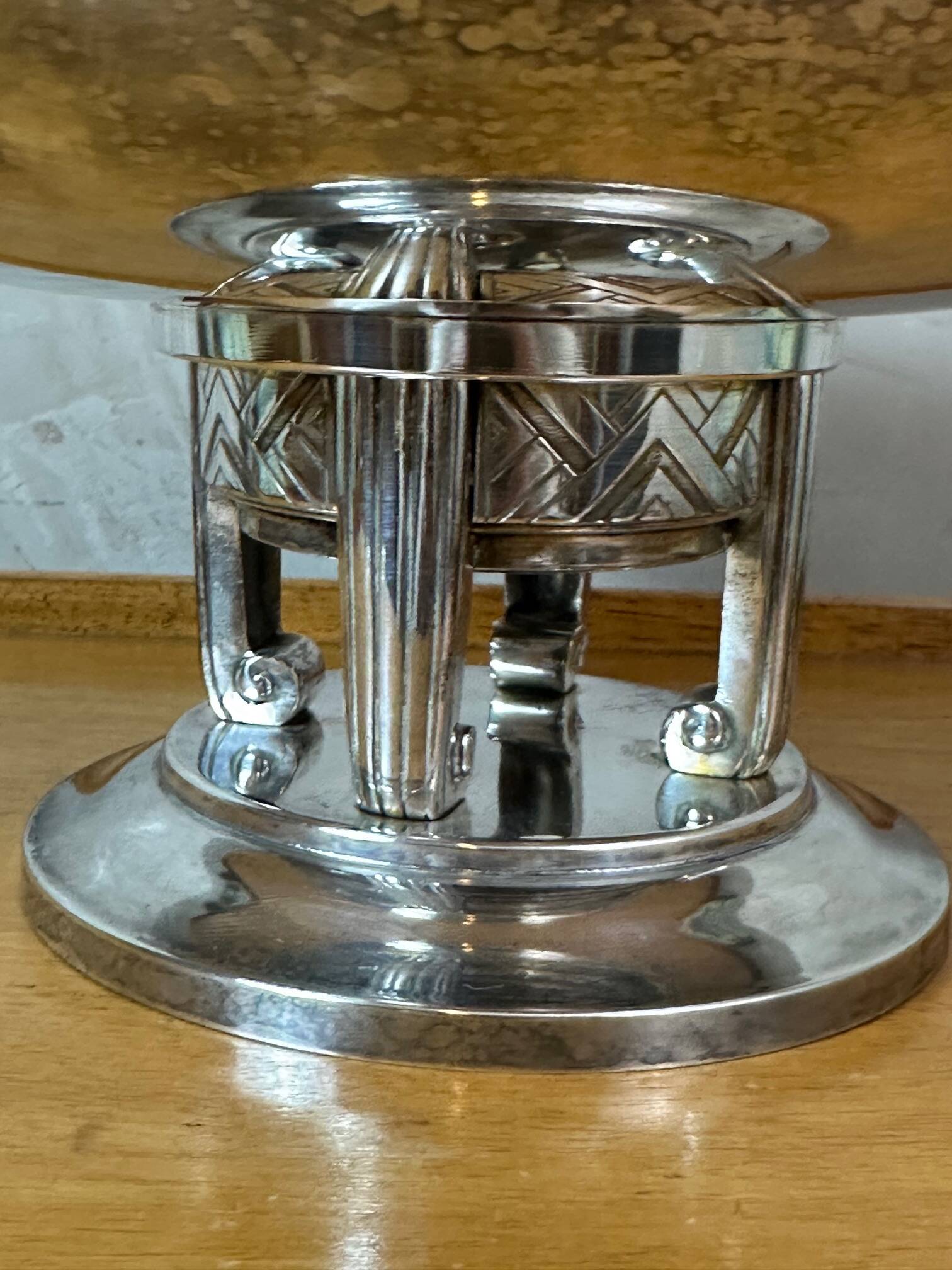 Art Deco silver-plated metal cup