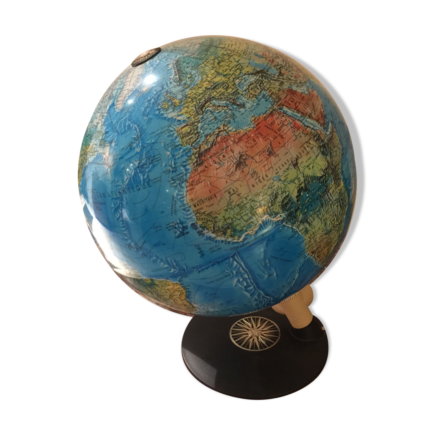 Bright earth globe