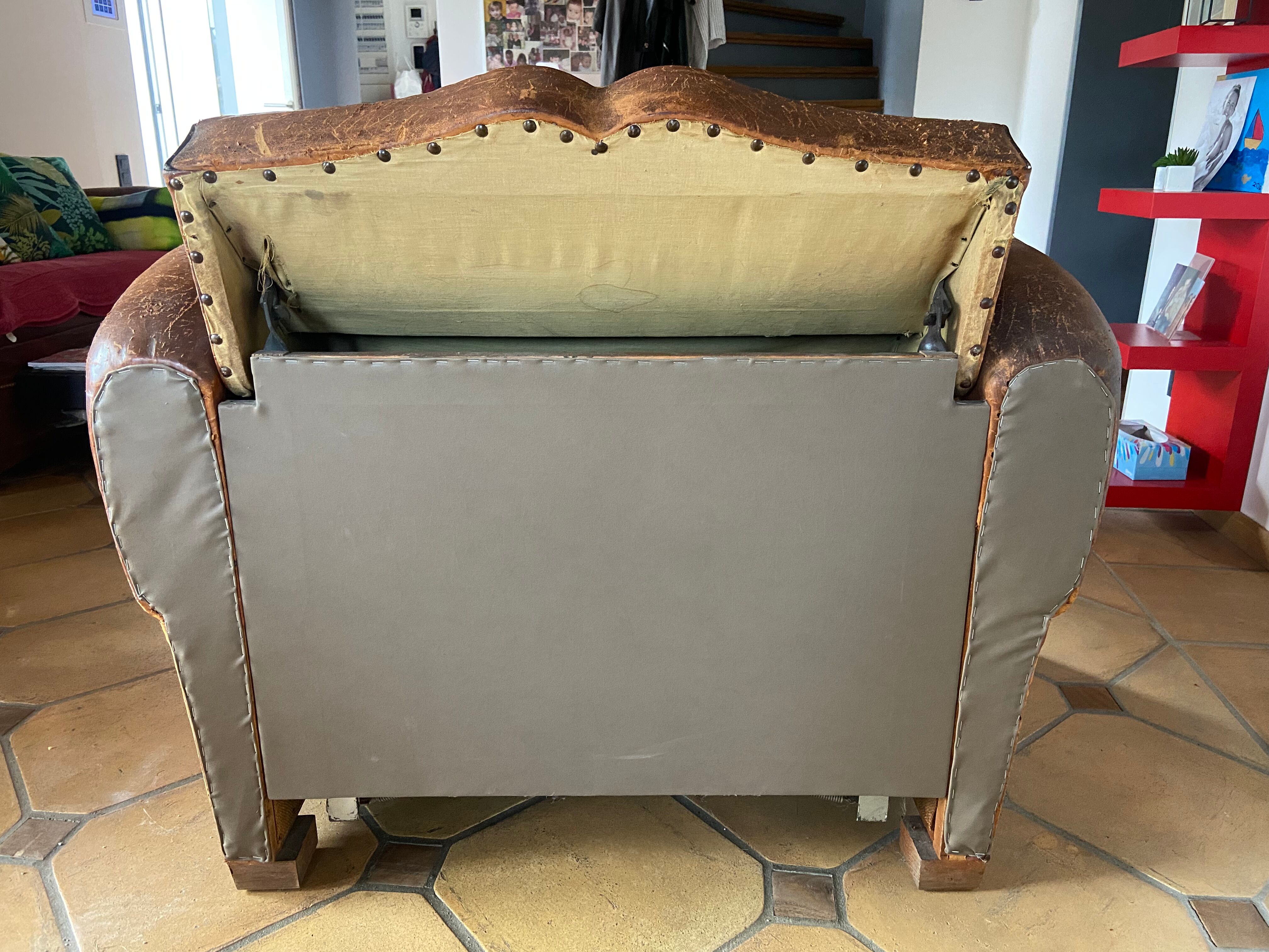 Fauteuil club moustache convertible