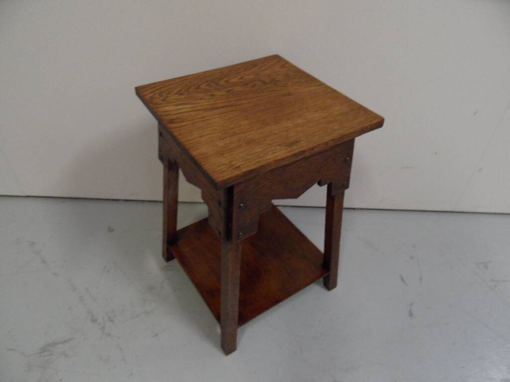 Antique oak piede stalle