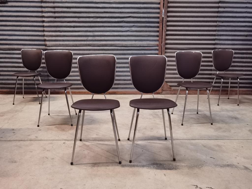 Set of 6 chairs in chrome and vinyl brand "le gal" 70