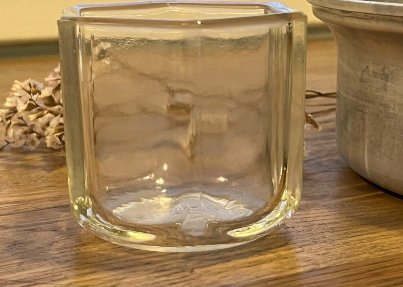 Old yogurt maker yalacta