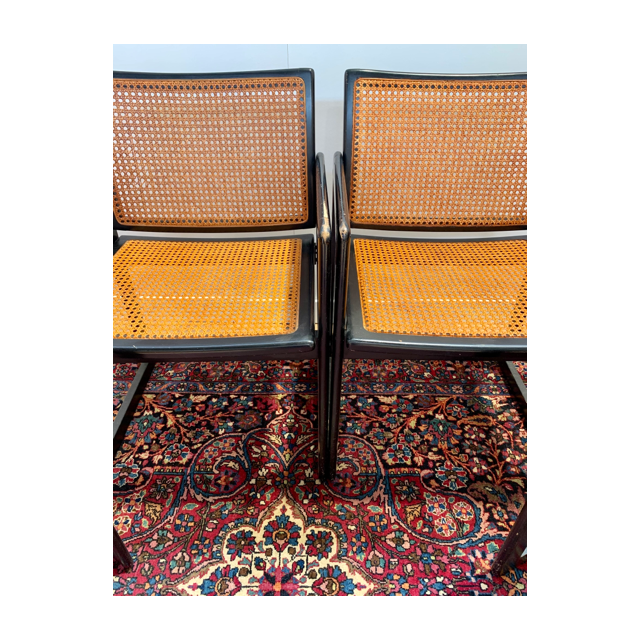 Chaises en bois et cannage vintage