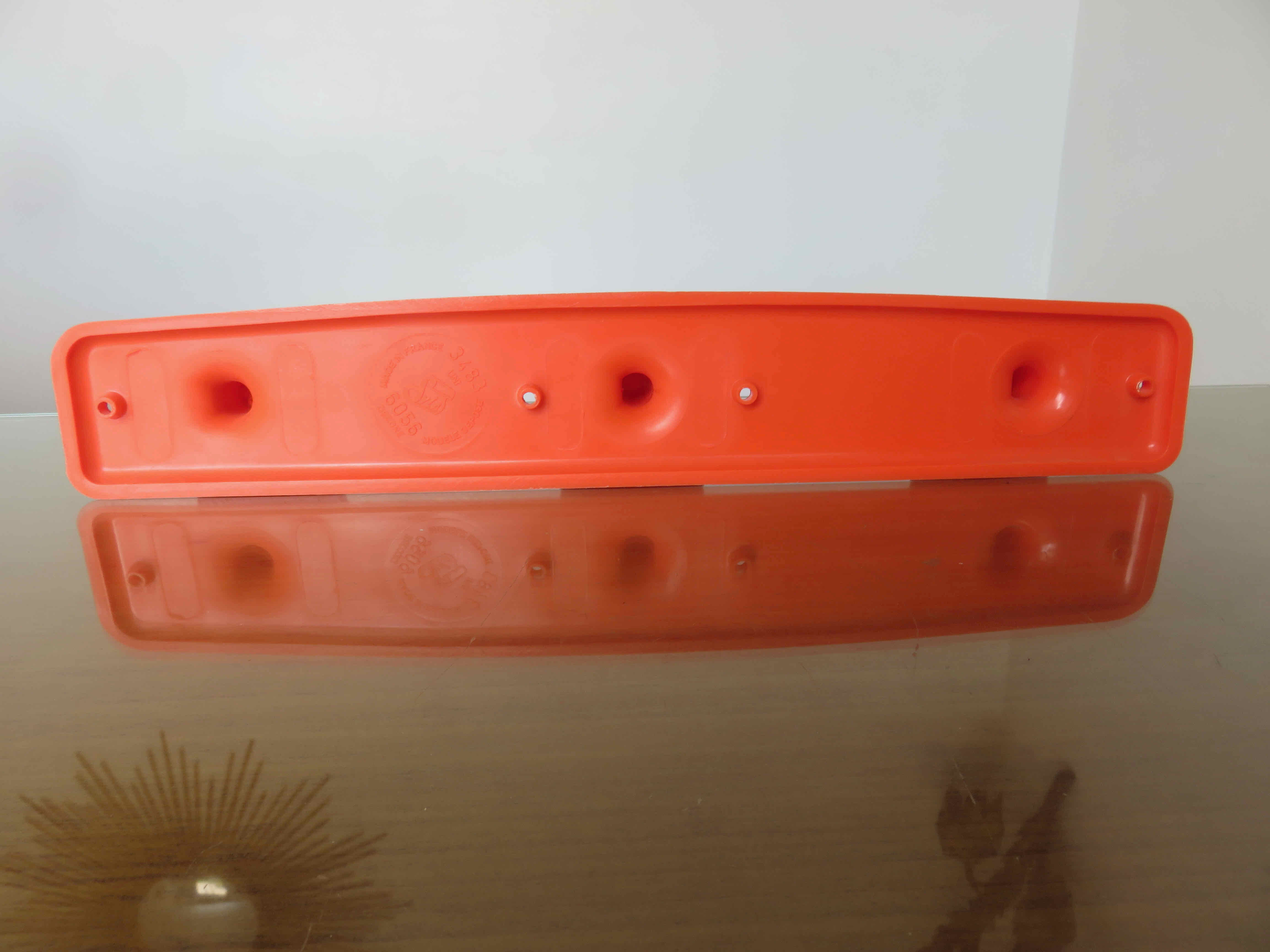 Orange plastic wall coat rack "syla" france 1970