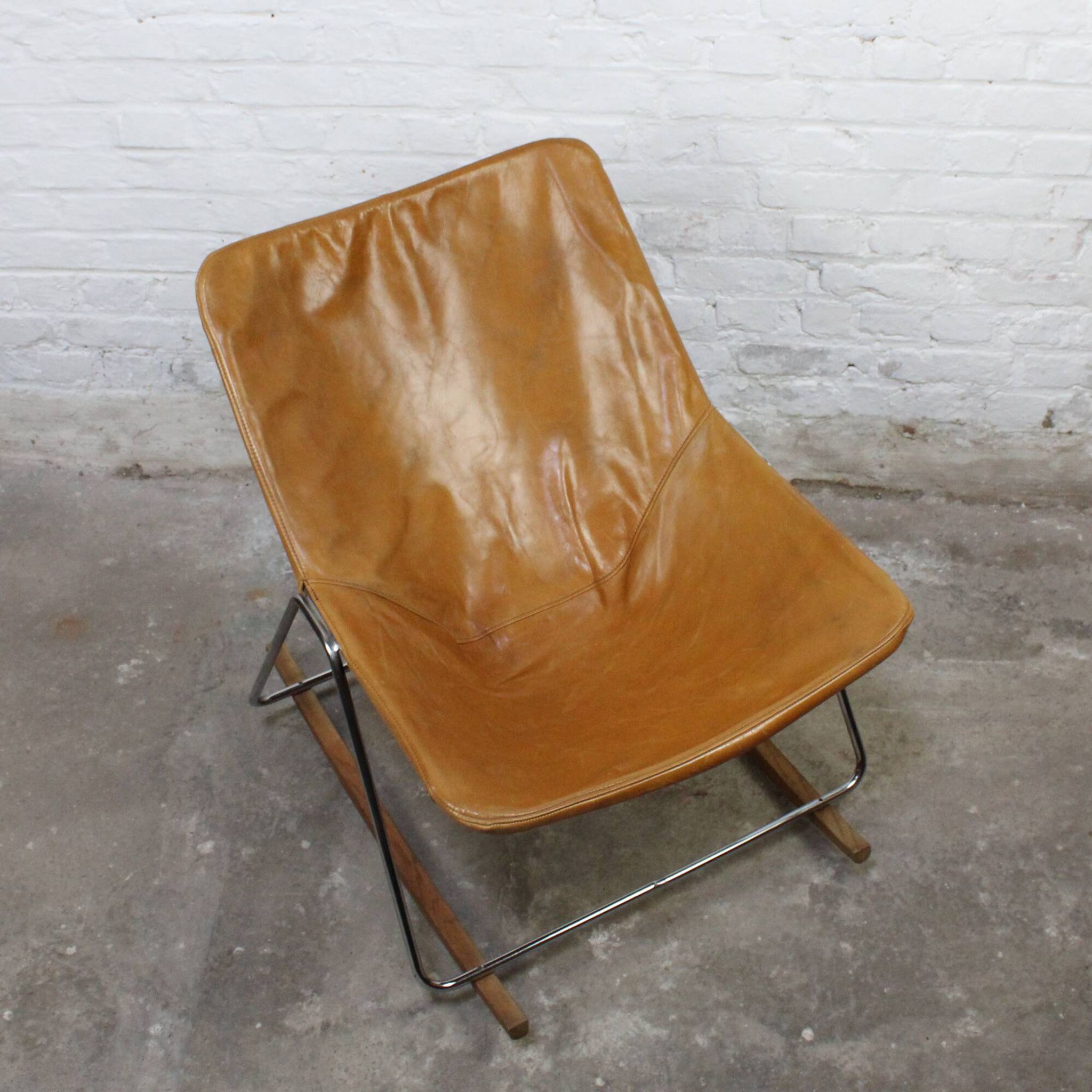 Rocking-chair G1 par Pierre Guariche