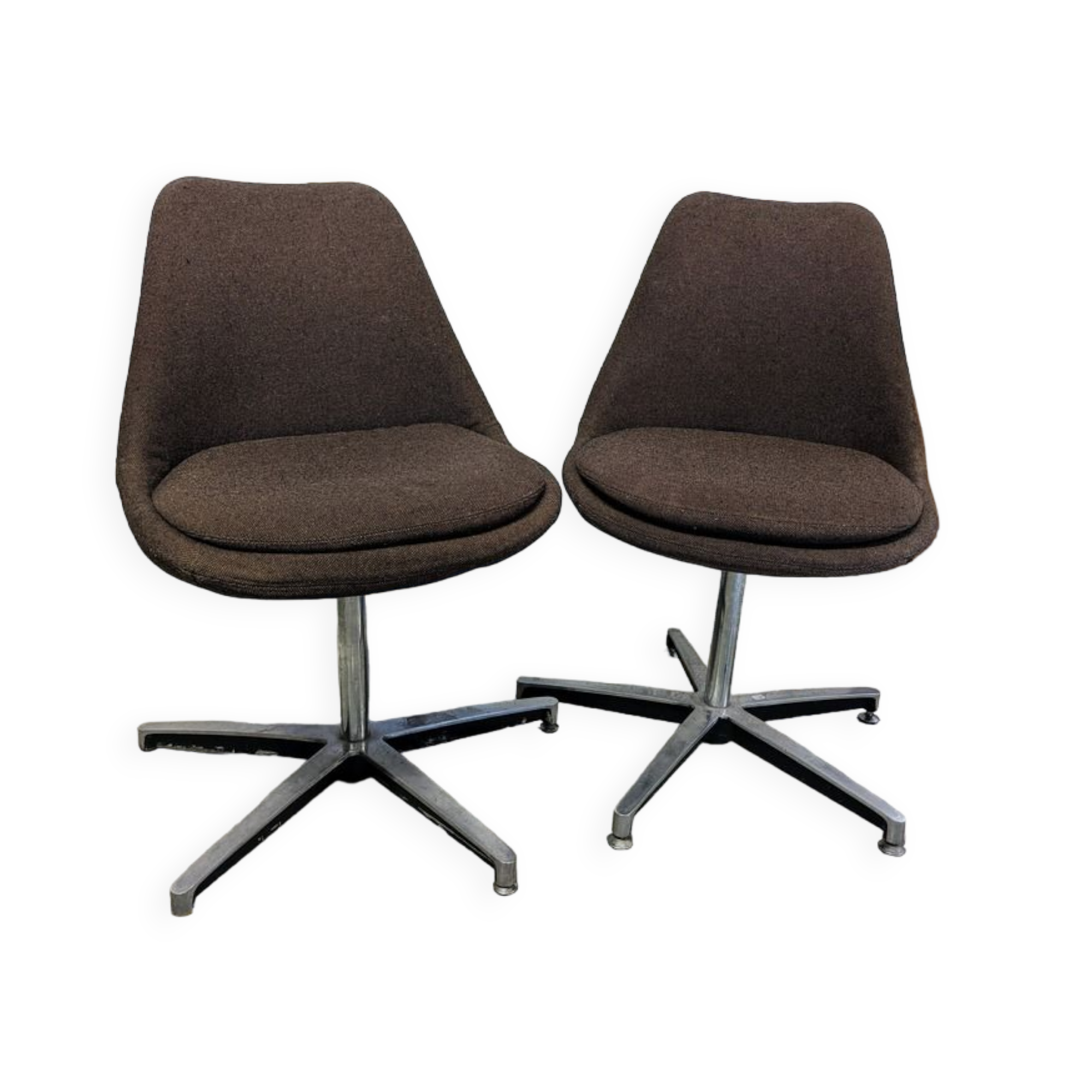 Swivel vintage chair