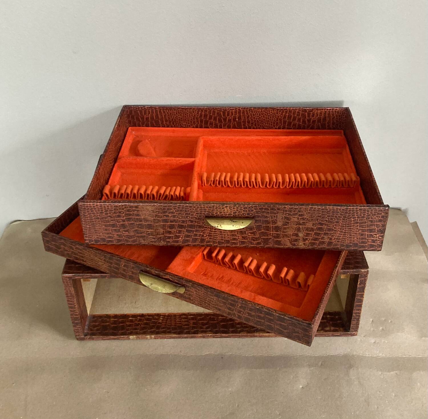 1960s cutlery box with Croco-style coating