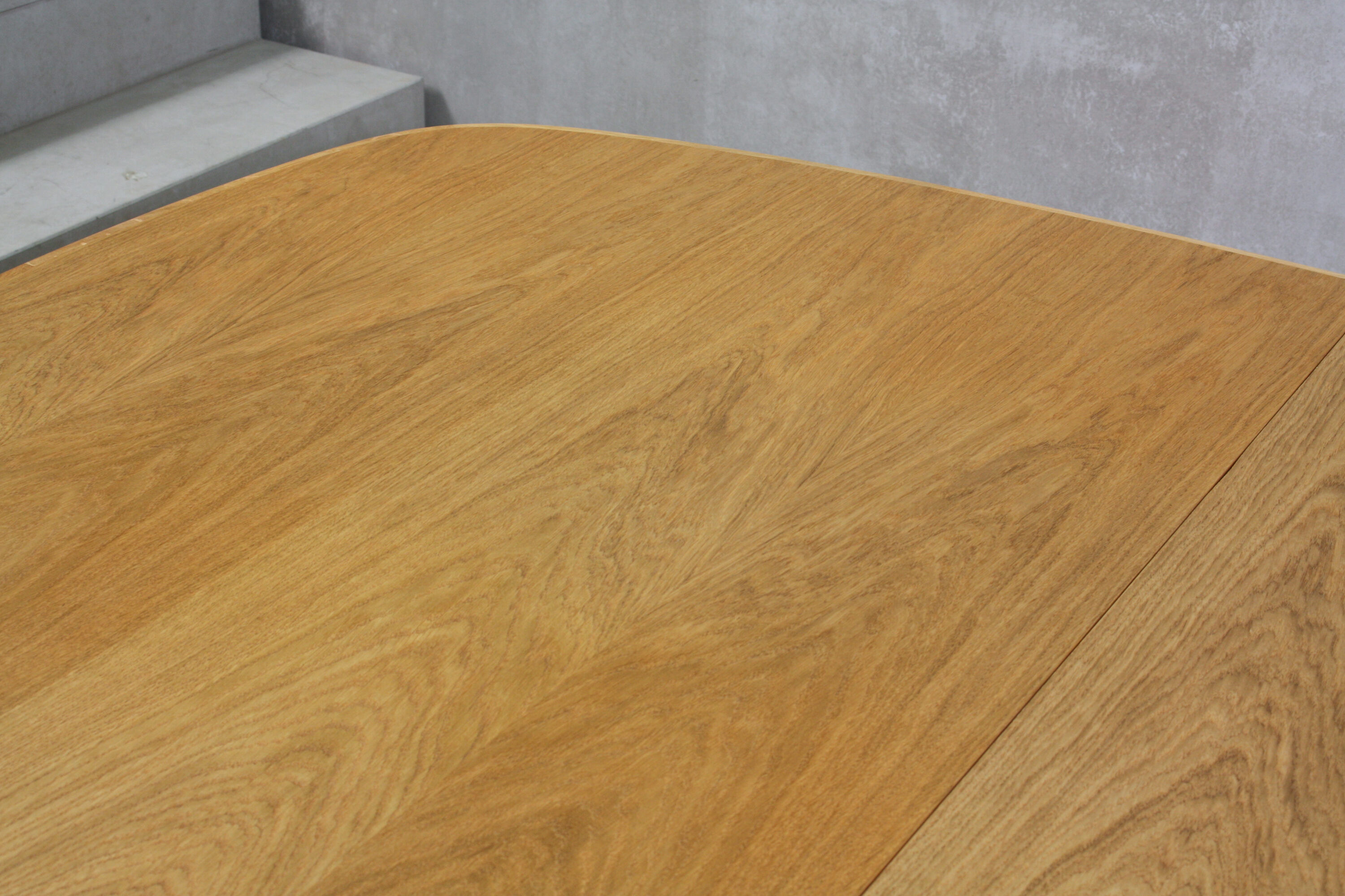 Table ovale en chêne du milieu du siècle de Skovby années 1970