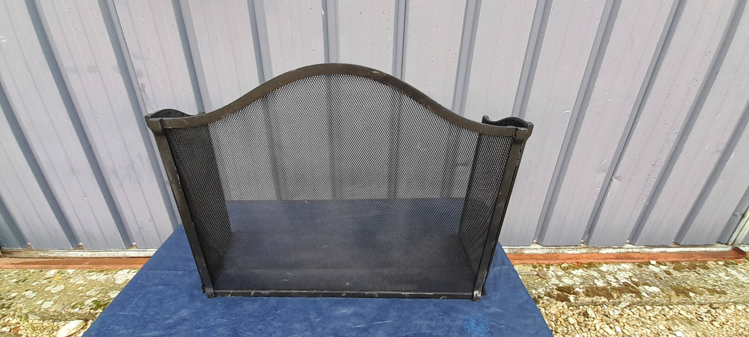 Pare feu  cheminée avec 2 volets en fer forgé noir H 50 cm