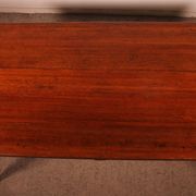 Louis XV table in oak, late 18th century.