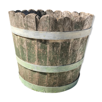Wood planter