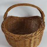 Old Provençal basket in vintage wicker 60s