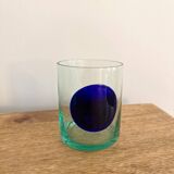 Verre soufflé artisanal avec insert bleu