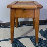 Tabouret avec compartiments