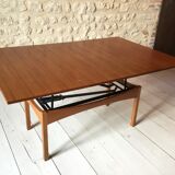 Liftable coffee table