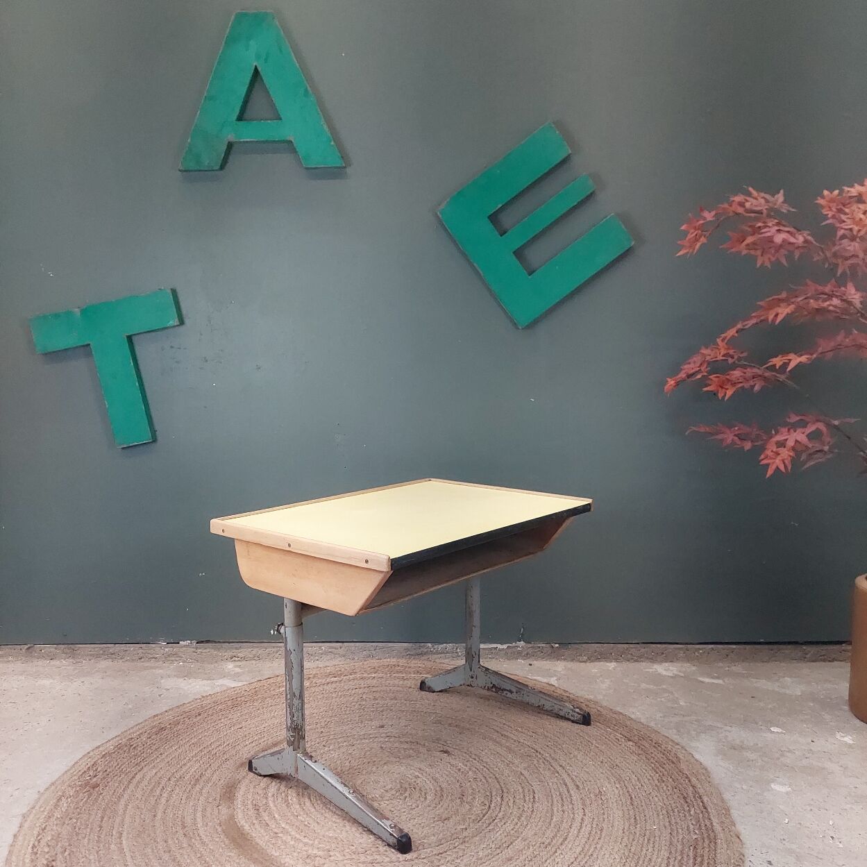 Adjustable school desk