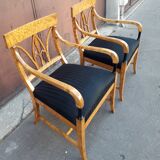 Pair of Victorian-style armchairs