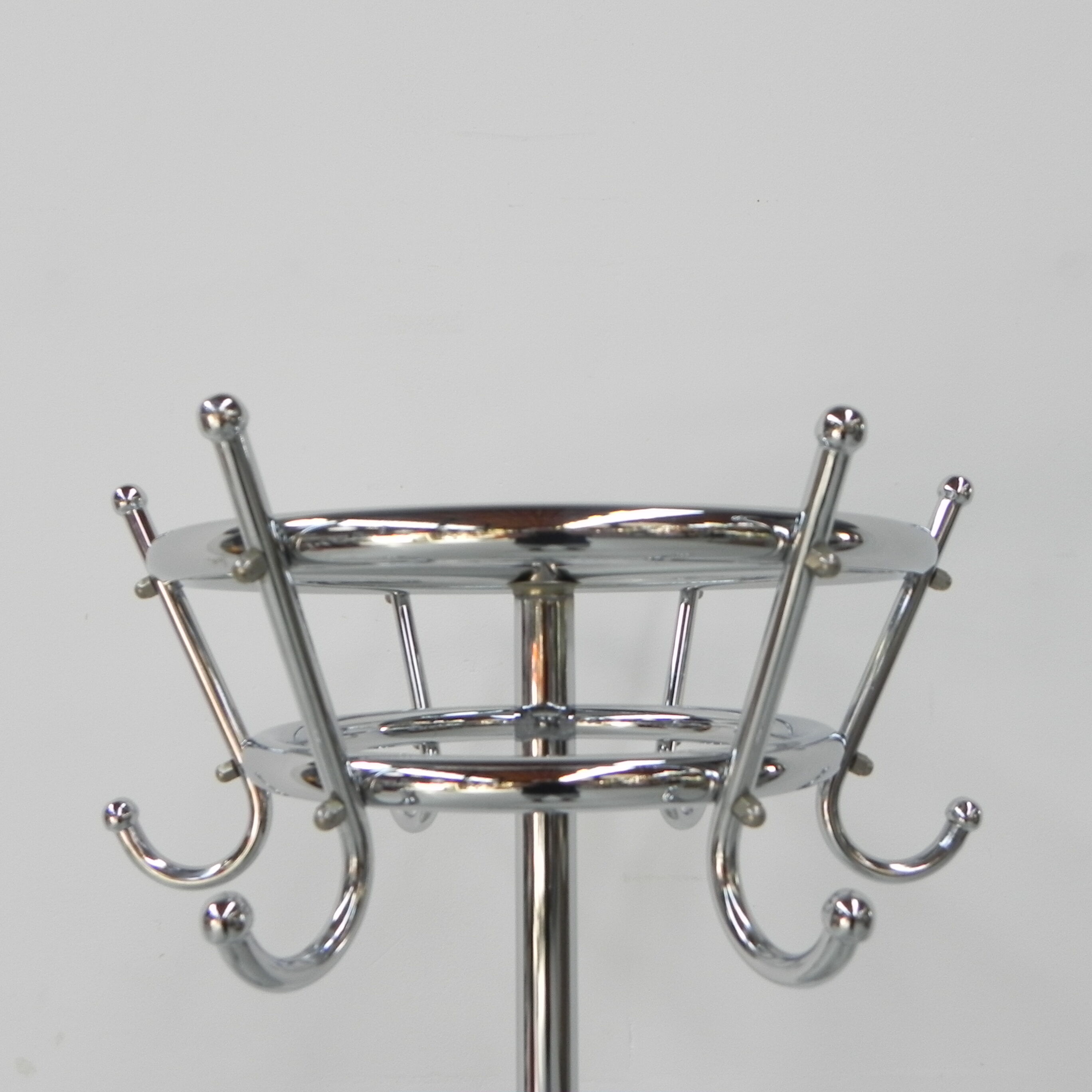 Standing chrome-plated Tubax coat rack