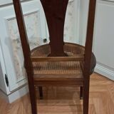 Paire de chaises 1900 en acajou et loupe de noyer marqueté.