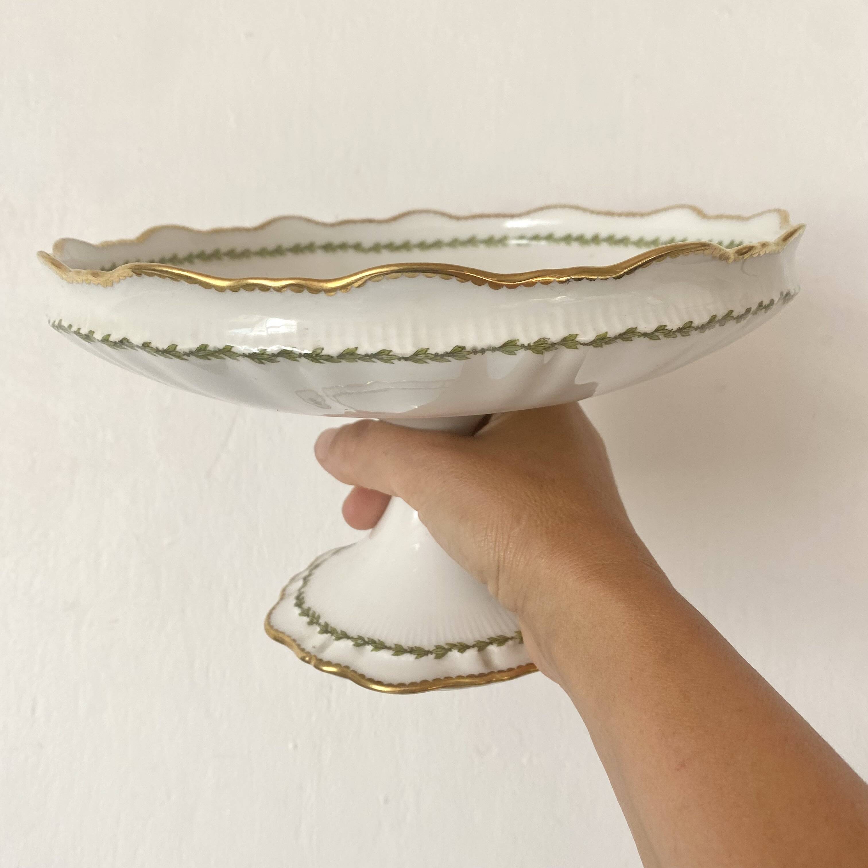 Antique fruit bowl, footed bowl in Limoges porcelain - Perrier Paris