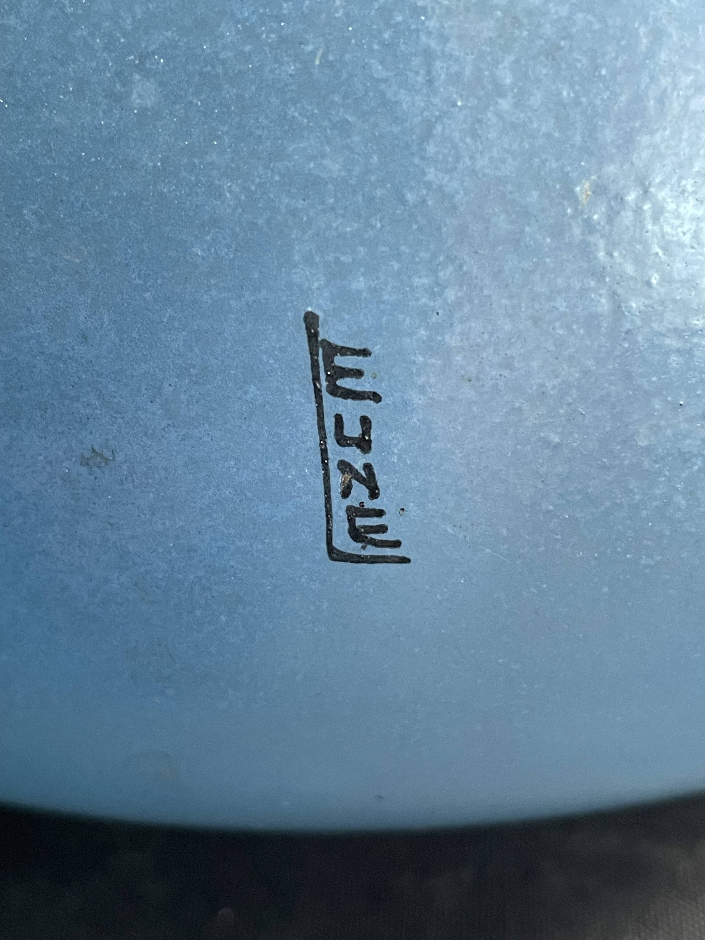 Vase Art Déco signé Verrerie de Leune (1861-1930)