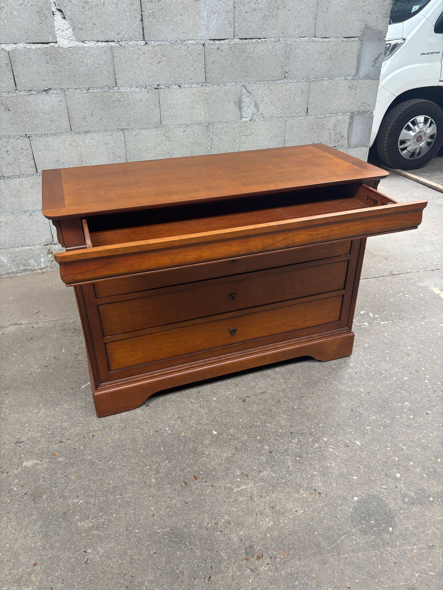 Commode 4 tiroirs