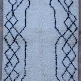 Traditional handmade beni ouarin rug size 150 x 250 cm