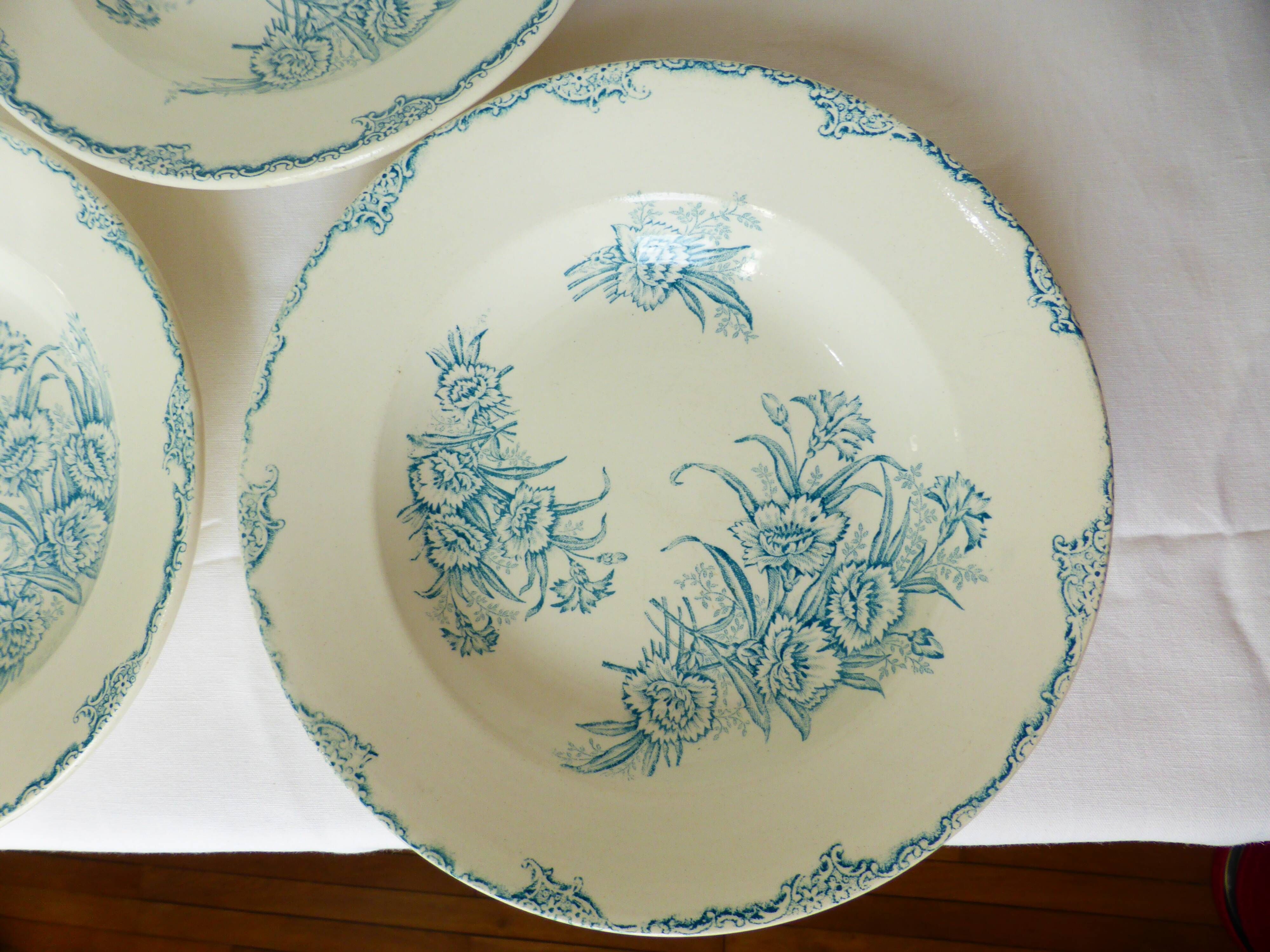 3 vintage ironstone soup plates by L&G, Oeillets pattern 220524