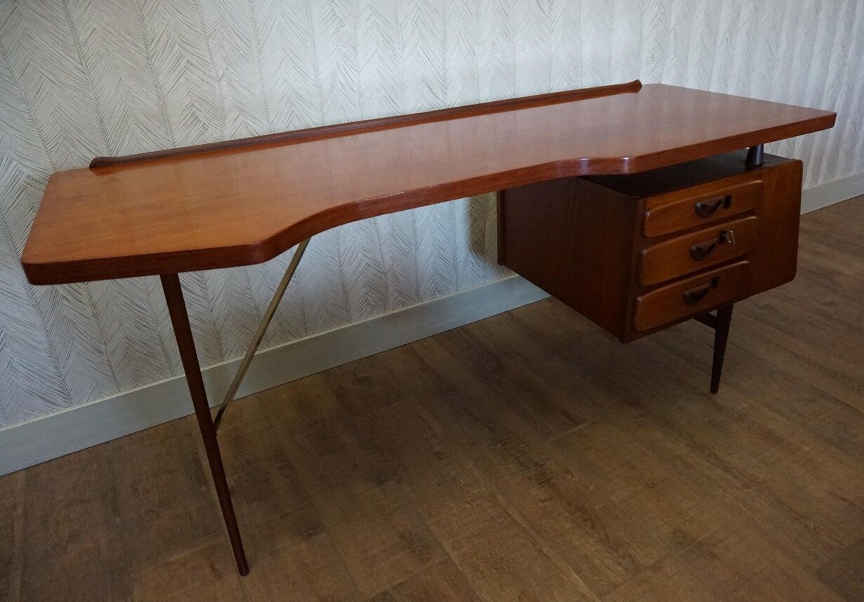 Mid-Century Dutch Modern Writing Desk by Louis Van Teeffelen for Wébé, 1950s