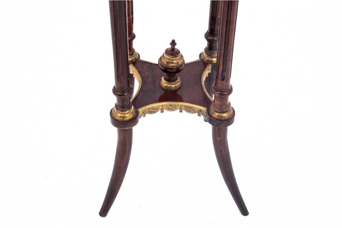 Table - flower bed, France, turn of the 19th and 20th centuries.