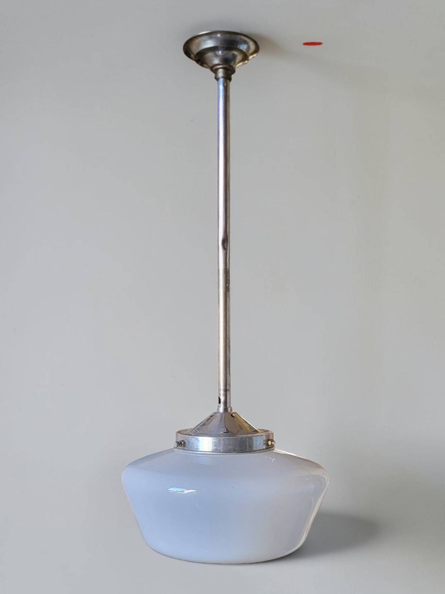 Suspension verre opalin Années 50