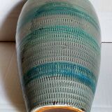 Ceramic vase scarified with gray-blue enamel