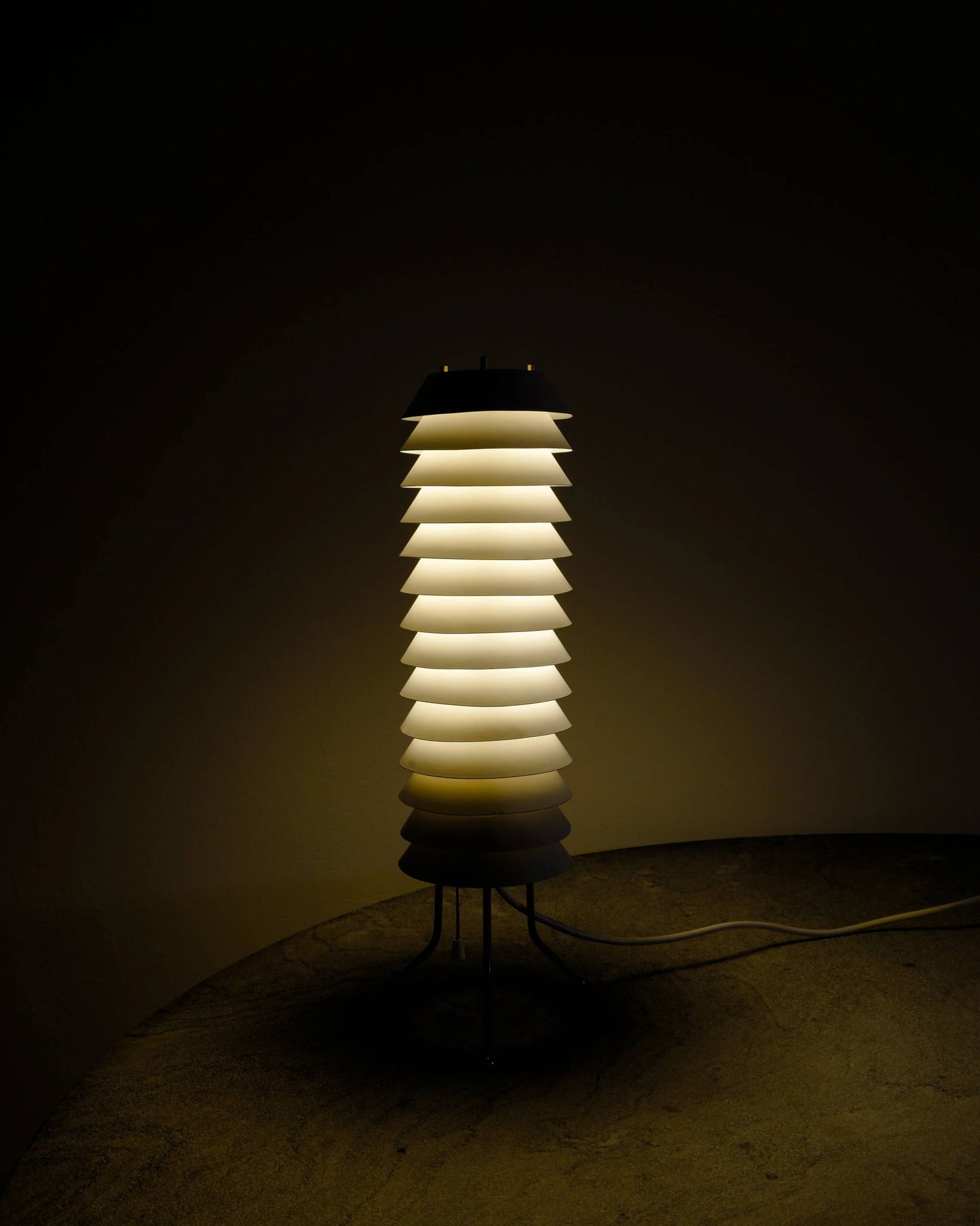 Finnish Mid Century Ilmari Tapiovaara "Maija the Bee" Table Desk Lamp 1950s