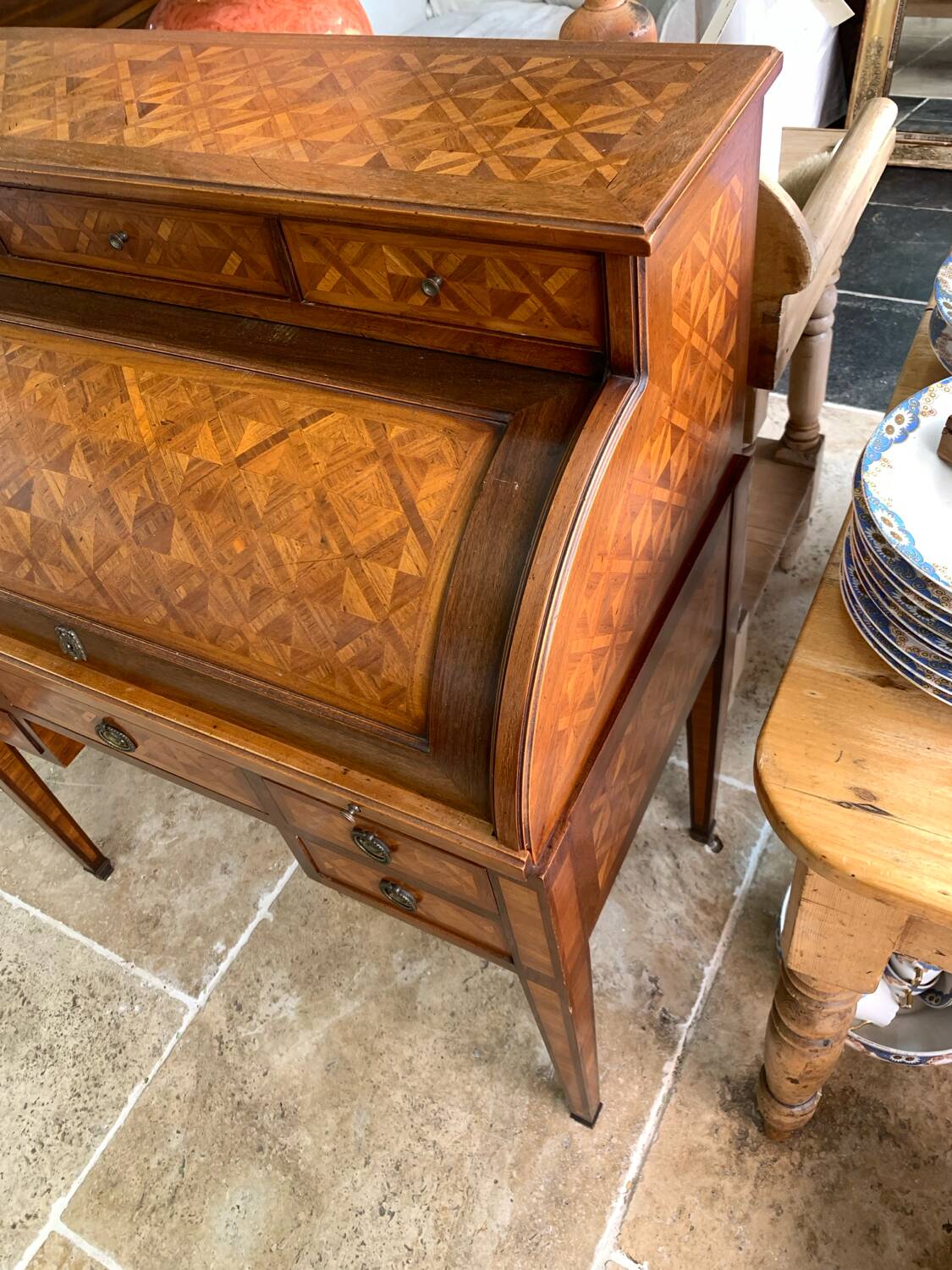 Stamped cylindrical secretary