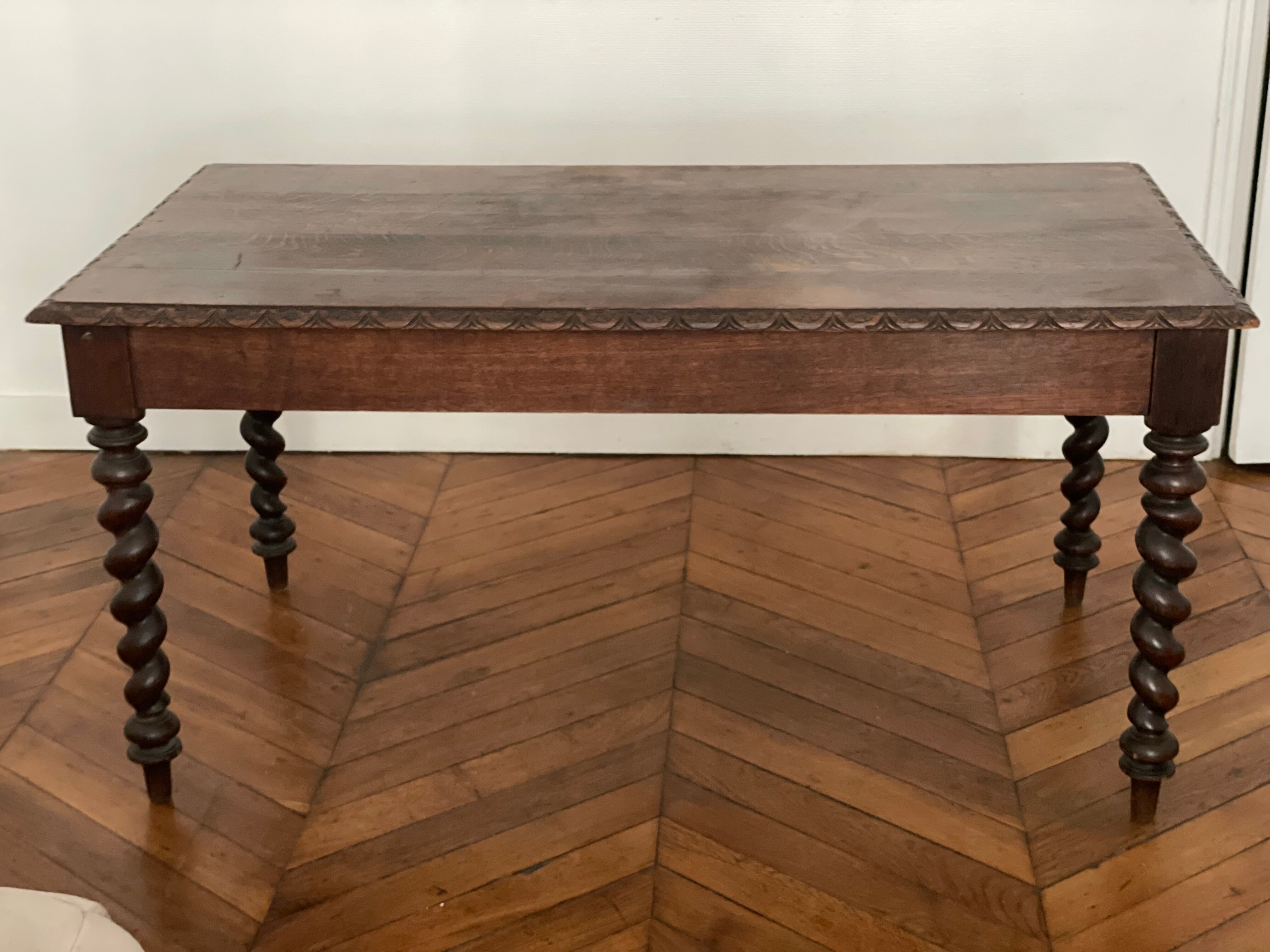 Old farm dining table Louis XIII turned wood