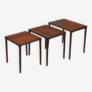 Ensemble de trois tables en palissandre, design danois, années 1960, production : Danemark