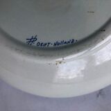 Delft earthenware candy maker