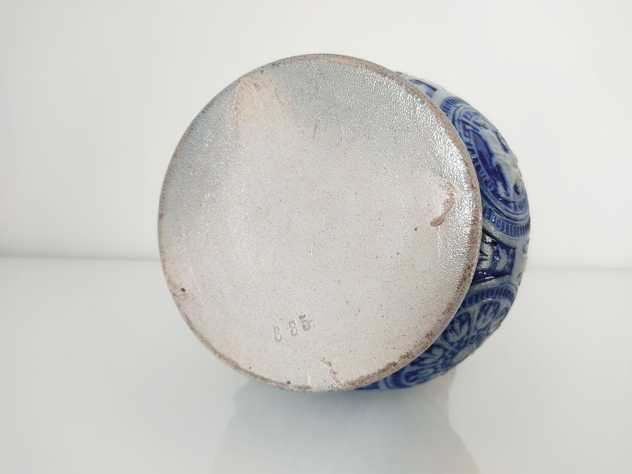 German sandstone jug decoration medieval kings