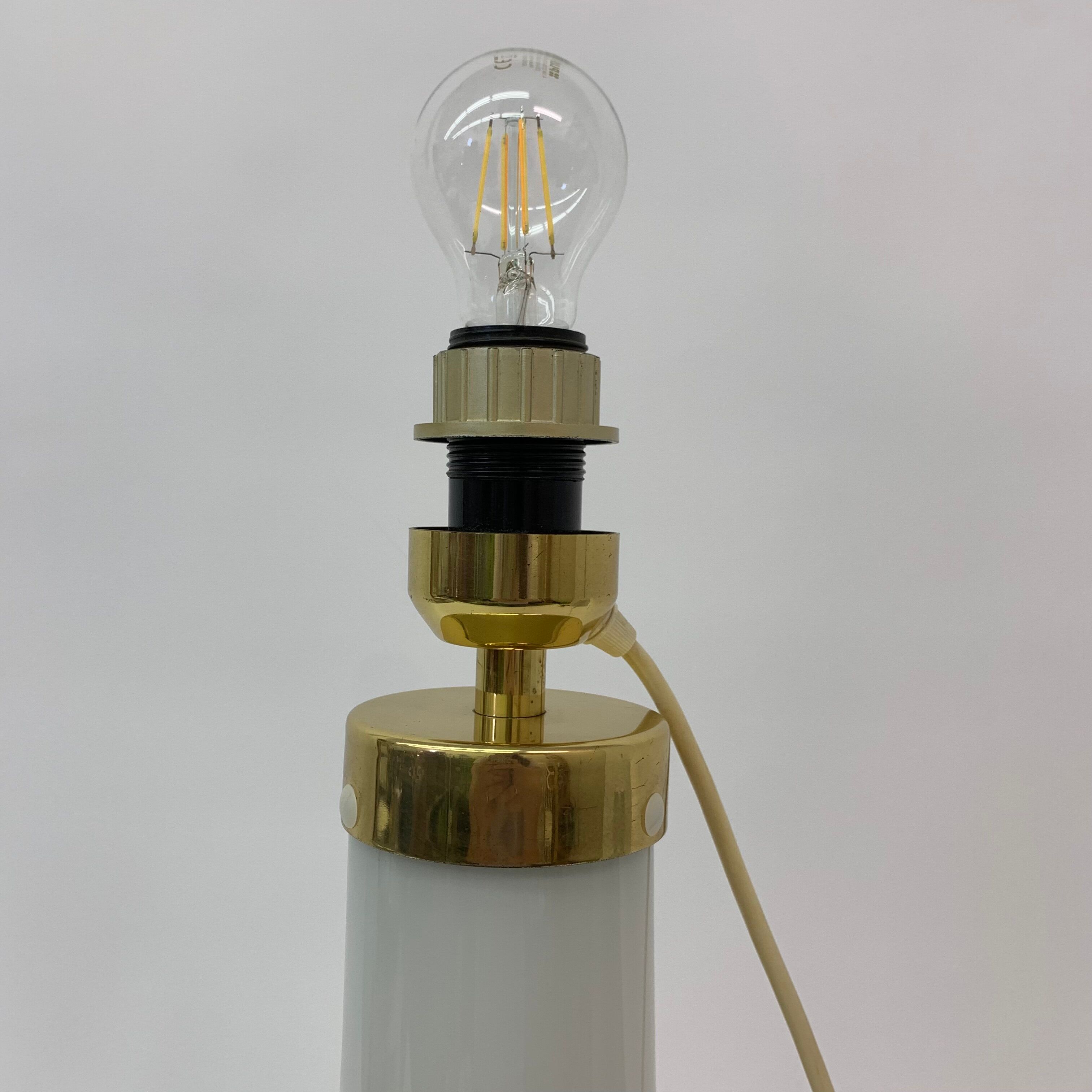 Lampe de table, design du milieu du siècle en verre illuminé, 1970's