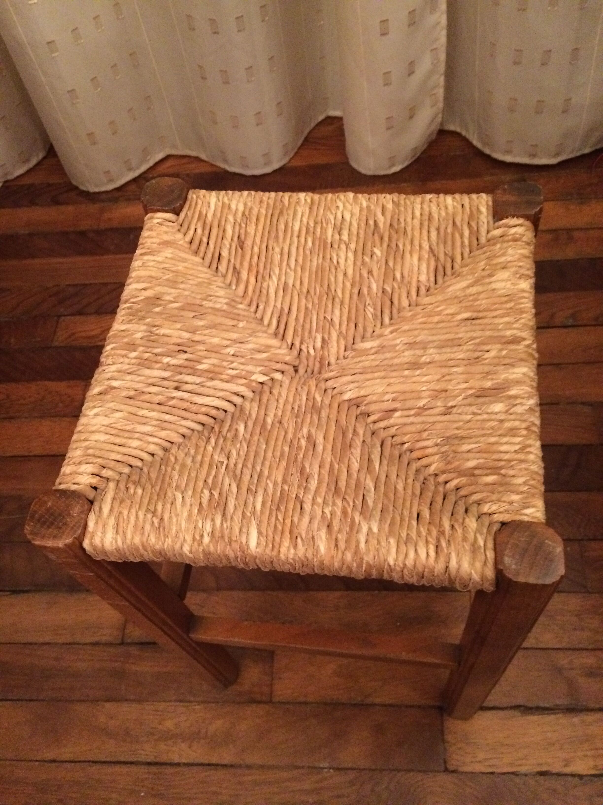 Stuffed sitting snuff