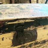 Coffre en bois
