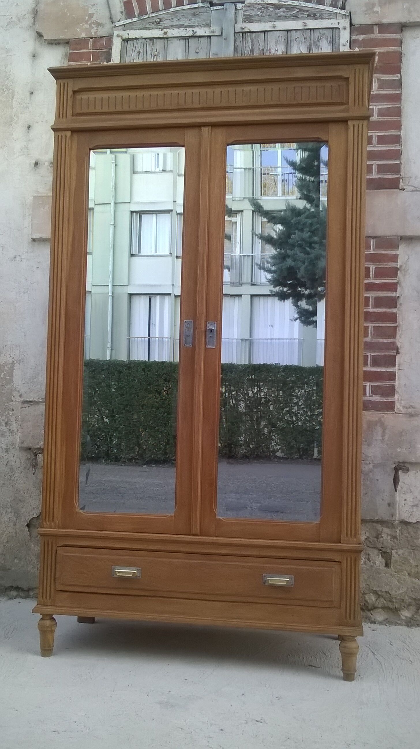 Parisian wardrobe year 30/40