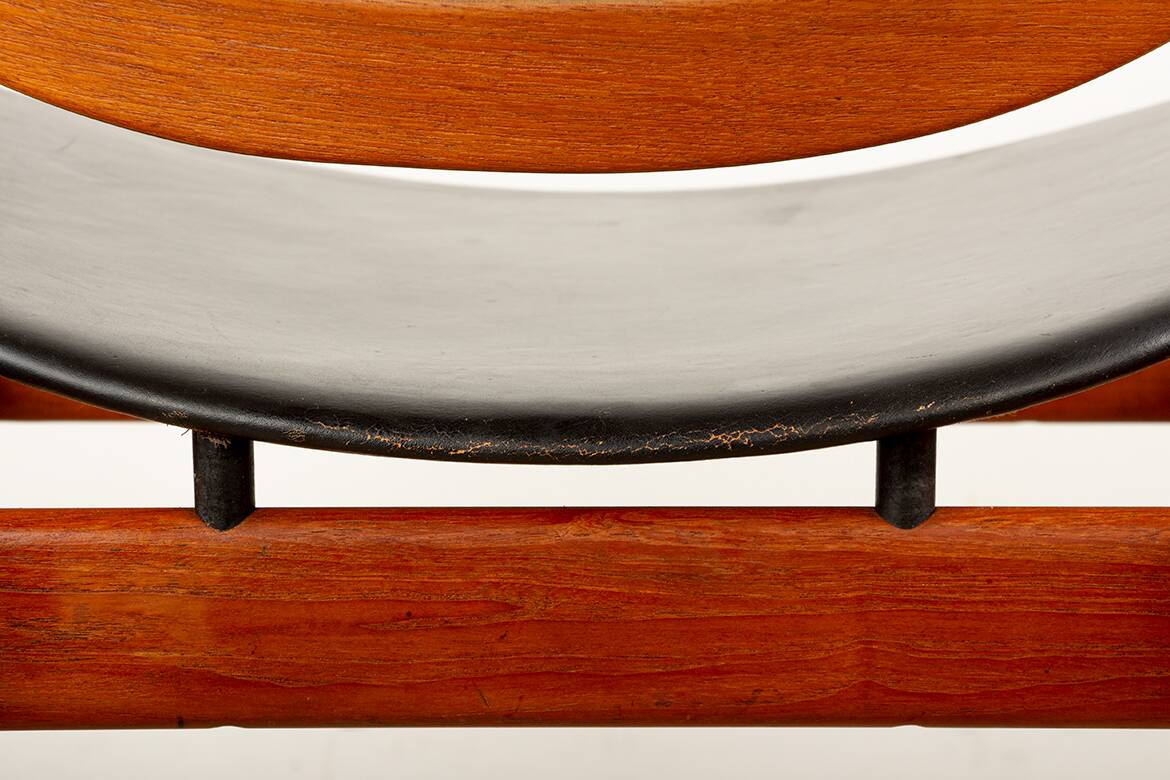 6 Danish chairs in teak, caning and leather, model FD 187 by Arne Vodder.